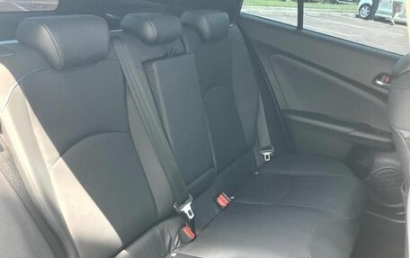 Toyota Prius IV XW50, 2022 год, 1 760 000 рублей, 16 фотография