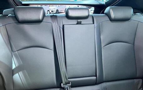 Toyota Prius IV XW50, 2022 год, 1 760 000 рублей, 17 фотография