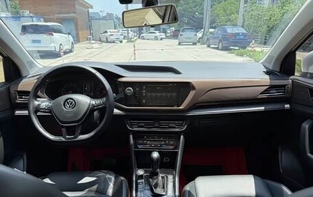 Volkswagen Tharu, 2022 год, 1 700 000 рублей, 12 фотография