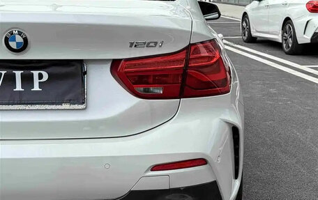 BMW 1 серия, 2022 год, 1 860 000 рублей, 9 фотография