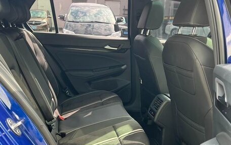 Volkswagen Golf VIII, 2021 год, 1 860 000 рублей, 17 фотография