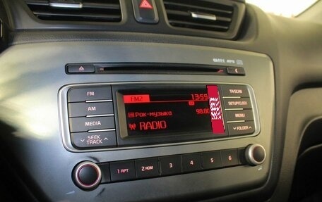 KIA Rio III рестайлинг, 2016 год, 967 000 рублей, 12 фотография