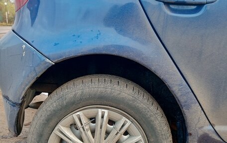 Toyota Yaris I рестайлинг, 2001 год, 300 000 рублей, 7 фотография