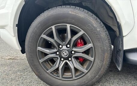 Toyota Hilux VIII, 2022 год, 3 960 000 рублей, 21 фотография