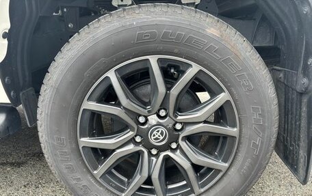 Toyota Hilux VIII, 2022 год, 3 960 000 рублей, 20 фотография