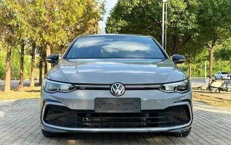 Volkswagen Golf VIII, 2022 год, 1 400 000 рублей, 1 фотография