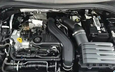 Volkswagen Tiguan II, 2022 год, 1 730 000 рублей, 14 фотография