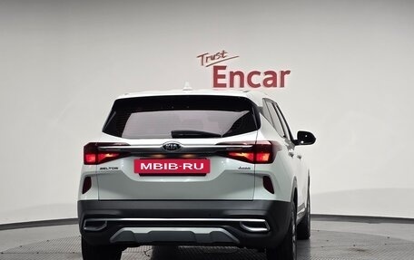 KIA Seltos I, 2021 год, 1 820 000 рублей, 4 фотография