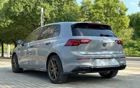 Volkswagen Golf VIII, 2022 год, 1 400 000 рублей, 5 фотография