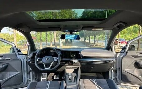 Volkswagen Golf VIII, 2022 год, 1 400 000 рублей, 6 фотография