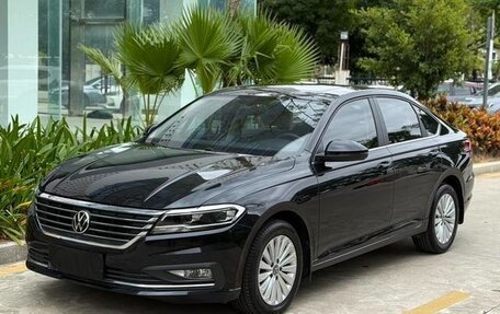 Volkswagen Lavida, 2021 год, 1 520 000 рублей, 2 фотография