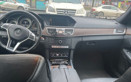 Mercedes-Benz E-Класс, 2015 год, 2 490 000 рублей, 8 фотография