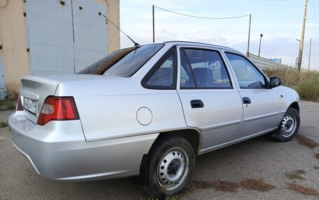 Daewoo Nexia I рестайлинг, 2012 год, 200 000 рублей, 6 фотография