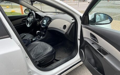 Chevrolet Cruze II, 2011 год, 545 000 рублей, 5 фотография