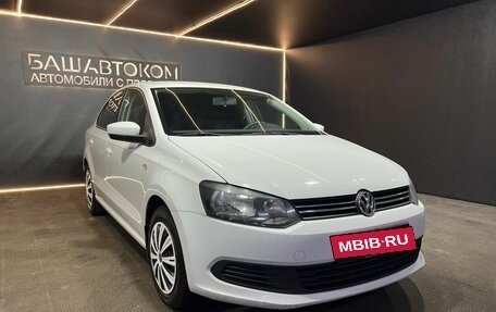 Volkswagen Polo VI (EU Market), 2014 год, 649 000 рублей, 3 фотография