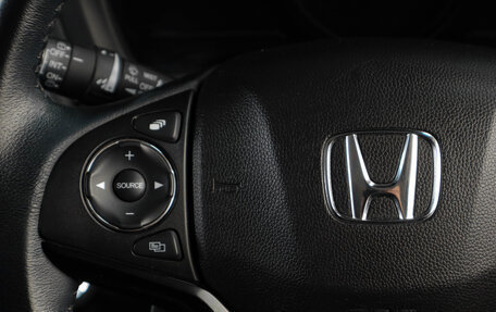 Honda Vezel, 2018 год, 1 999 000 рублей, 16 фотография