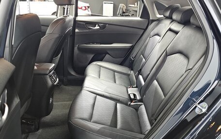 KIA K3, 2021 год, 1 710 000 рублей, 18 фотография