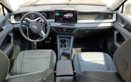 Volkswagen Tiguan, 2025 год, 3 600 000 рублей, 8 фотография