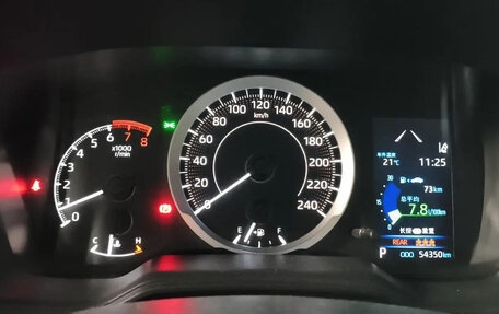 Toyota Corolla, 2021 год, 1 080 000 рублей, 9 фотография