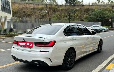 BMW 3 серия, 2022 год, 2 930 000 рублей, 4 фотография