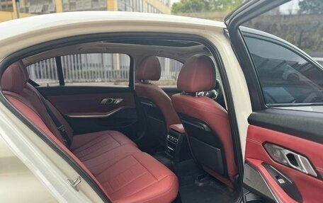 BMW 3 серия, 2022 год, 2 930 000 рублей, 11 фотография