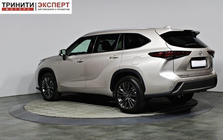 Toyota Highlander, 2025 год, 6 290 000 рублей, 6 фотография