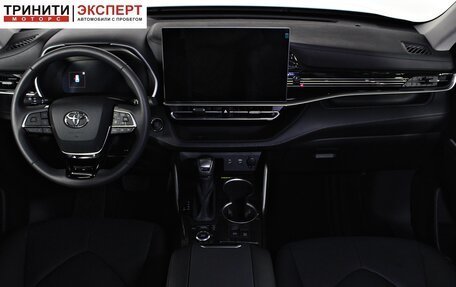 Toyota Highlander, 2025 год, 6 290 000 рублей, 16 фотография