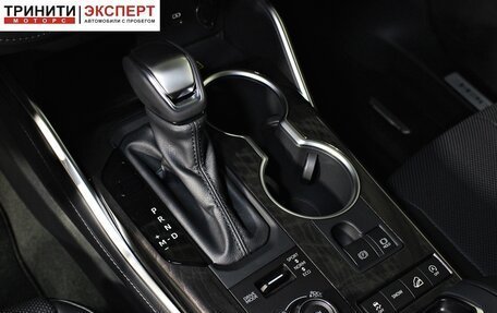 Toyota Highlander, 2025 год, 6 290 000 рублей, 21 фотография