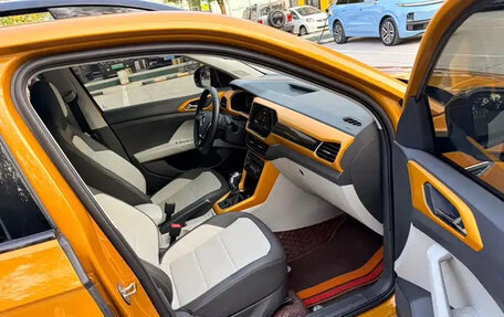 Volkswagen T-Cross I, 2022 год, 1 301 555 рублей, 11 фотография