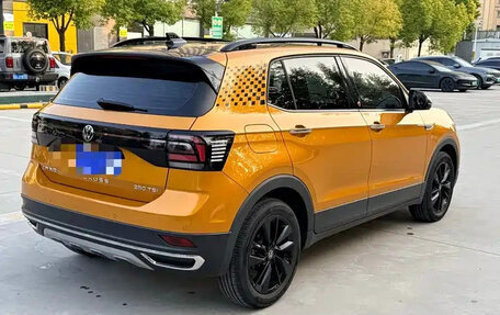 Volkswagen T-Cross I, 2022 год, 1 301 555 рублей, 4 фотография