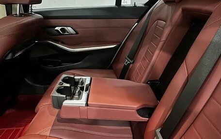 BMW 3 серия, 2021 год, 3 000 000 рублей, 19 фотография