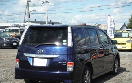 Toyota ISis I, 2014 год, 1 150 000 рублей, 3 фотография