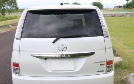 Toyota ISis I, 2015 год, 1 280 000 рублей, 4 фотография