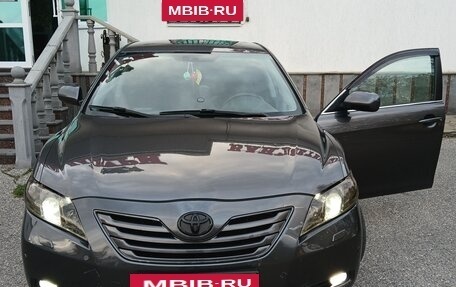 Toyota Camry, 2008 год, 1 040 000 рублей, 2 фотография