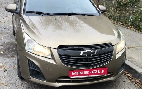 Chevrolet Cruze II, 2013 год, 710 000 рублей, 3 фотография