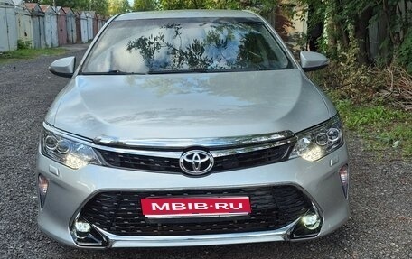 Toyota Camry, 2012 год, 800 000 рублей, 1 фотография