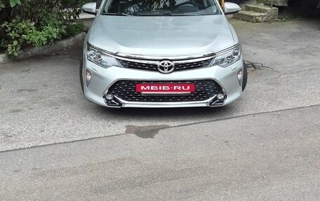 Toyota Camry, 2012 год, 800 000 рублей, 4 фотография