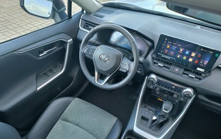 Toyota RAV4, 2025 год, 4 420 000 рублей, 19 фотография