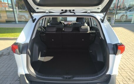 Toyota RAV4, 2025 год, 4 420 000 рублей, 16 фотография