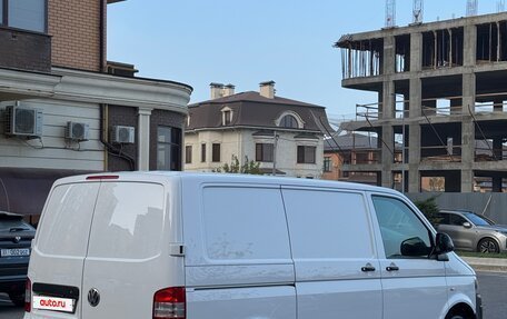 Volkswagen Transporter T5 рестайлинг, 2015 год, 2 350 000 рублей, 3 фотография