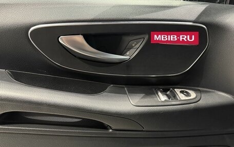 Mercedes-Benz Vito, 2018 год, 4 100 000 рублей, 19 фотография