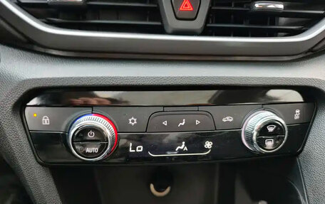 Chevrolet Orlando, 2022 год, 1 650 000 рублей, 10 фотография