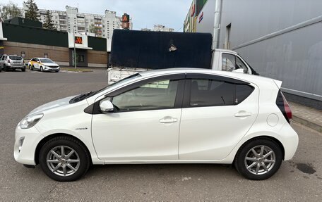 Toyota Aqua I, 2015 год, 999 999 рублей, 4 фотография