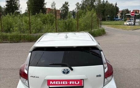 Toyota Aqua I, 2015 год, 999 999 рублей, 6 фотография