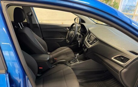 Hyundai Solaris II рестайлинг, 2018 год, 1 390 000 рублей, 10 фотография