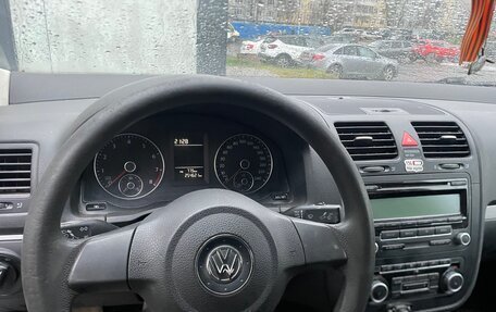 Volkswagen Jetta VI, 2010 год, 650 000 рублей, 5 фотография