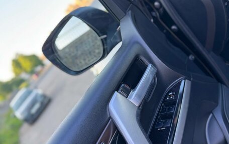 Toyota Land Cruiser 200, 2018 год, 6 800 000 рублей, 10 фотография