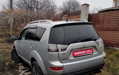 Mitsubishi Outlander III рестайлинг 3, 2007 год, 1 100 000 рублей, 3 фотография