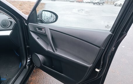 Mazda 3, 2012 год, 1 088 000 рублей, 24 фотография