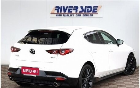 Mazda 3, 2022 год, 1 960 000 рублей, 8 фотография